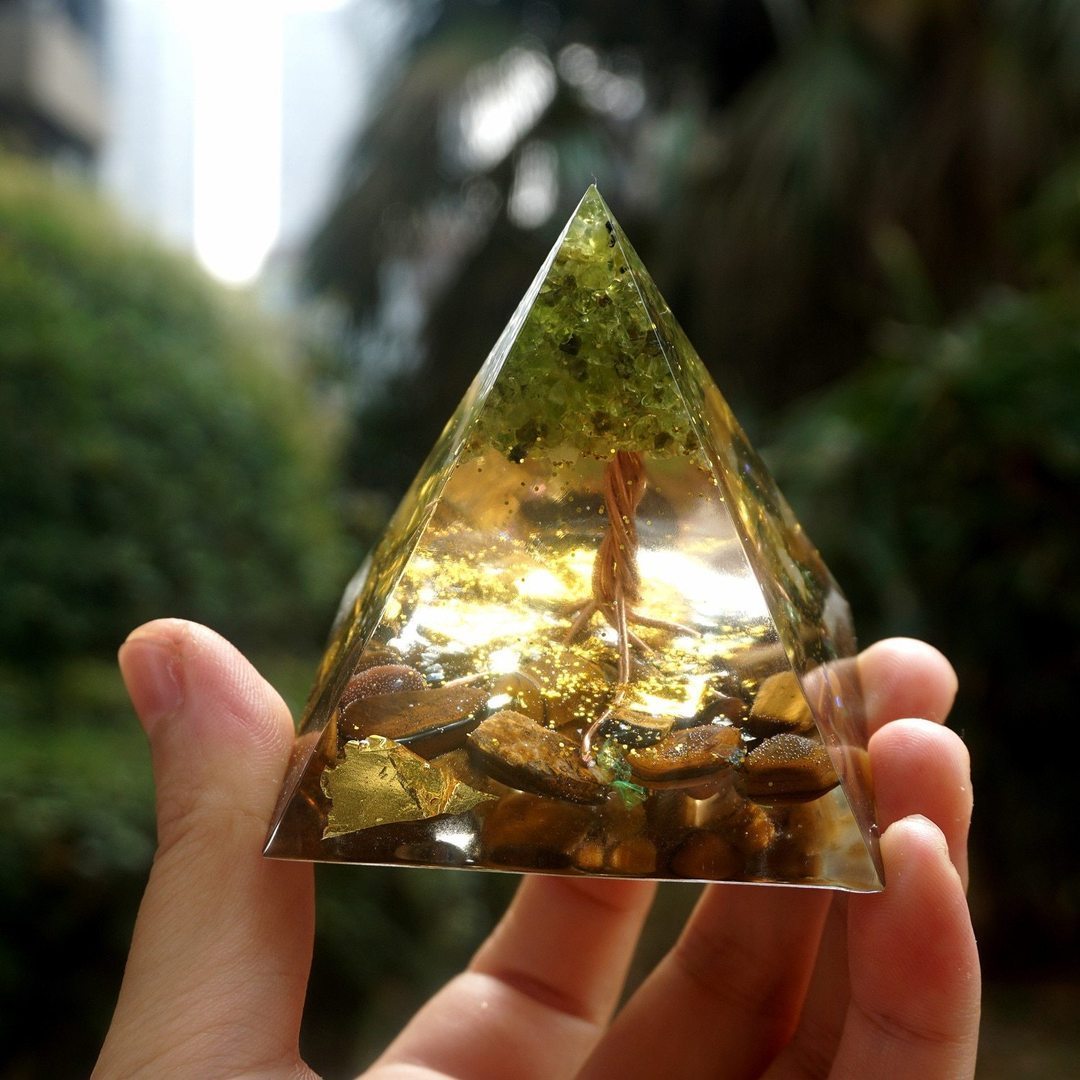 orgonite-orgonite pyramid